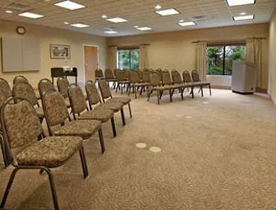 Fairfield Inn & Suites By Marriott Virginia Beach/Norfolk Airport